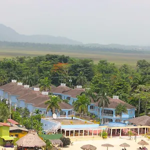 Resort Beachcomber Club